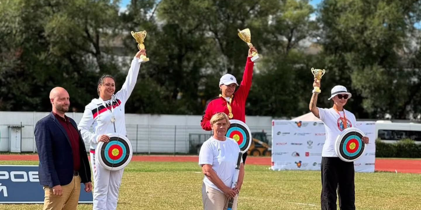 Могилевские спортсмены стали обладателями наград международного турнира по стрельбе из лука «Невские стрелы»