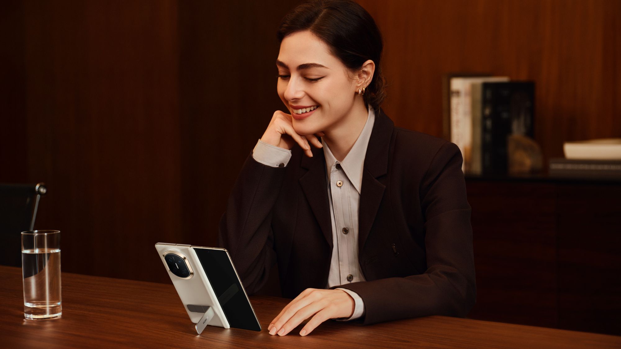 На&nbsp;рынок Беларуси приходит тонкий складной смартфон Huawei Mate X7&nbsp;c флагманской камерой