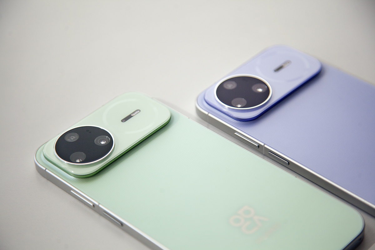 Теперь и&nbsp;в&nbsp;Могилеве: смартфон Huawei nova 15&nbsp;Pro с&nbsp;5-кратным селфи-зумом и&nbsp;батареей на&nbsp;6500 мАч