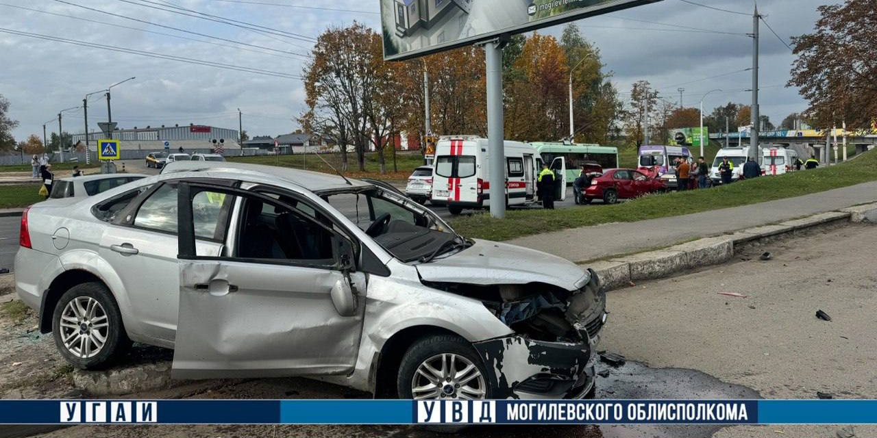 В ДТП в Могилеве пострадали четыре человека, в том числе двое детей